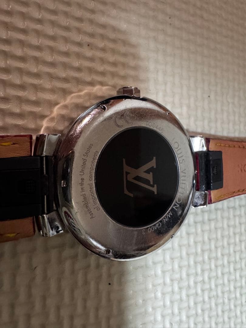 LOUIS VUITTON スマートウォッチ タンブール 箱 電源入りません