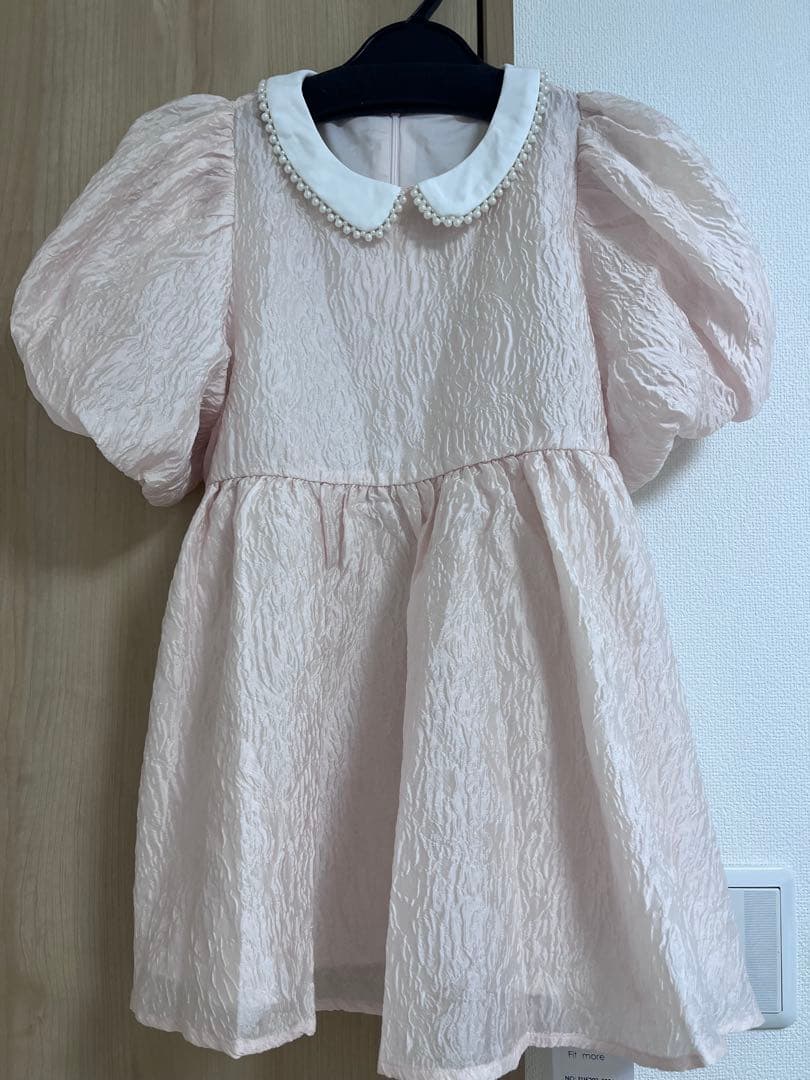 新品⭐︎Fit more パール襟ジャガードペプラムトップス