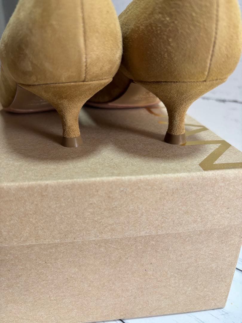 新品・未使用【BALDAN】スウェードパンプス(23.5㎝)ポインテッドトゥ