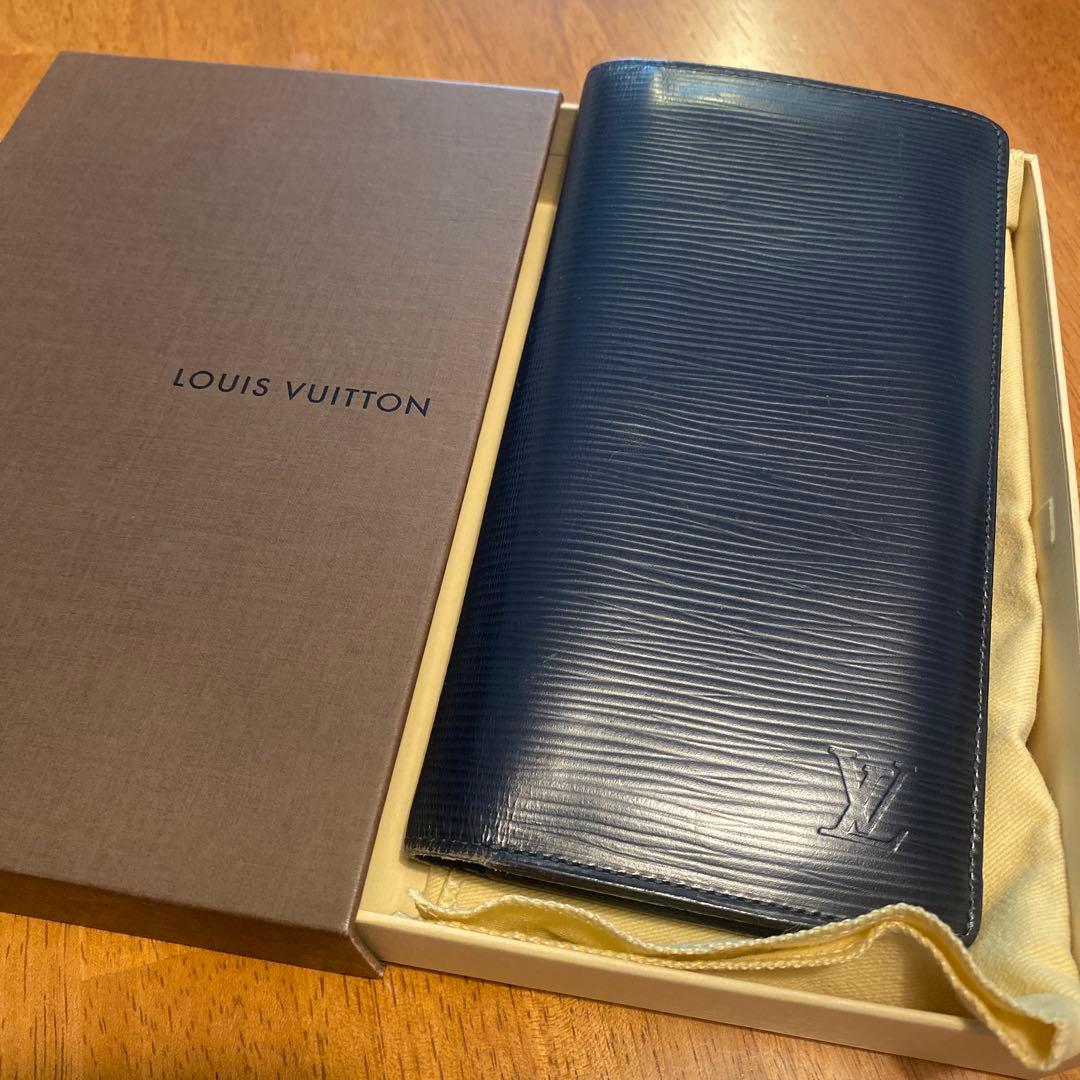 ルイヴィトン　エピ　長財布