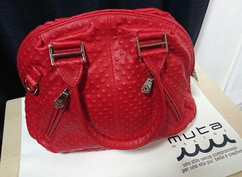 【新品】muta・ムータ　muta x garuglier　エンボス８バッグ