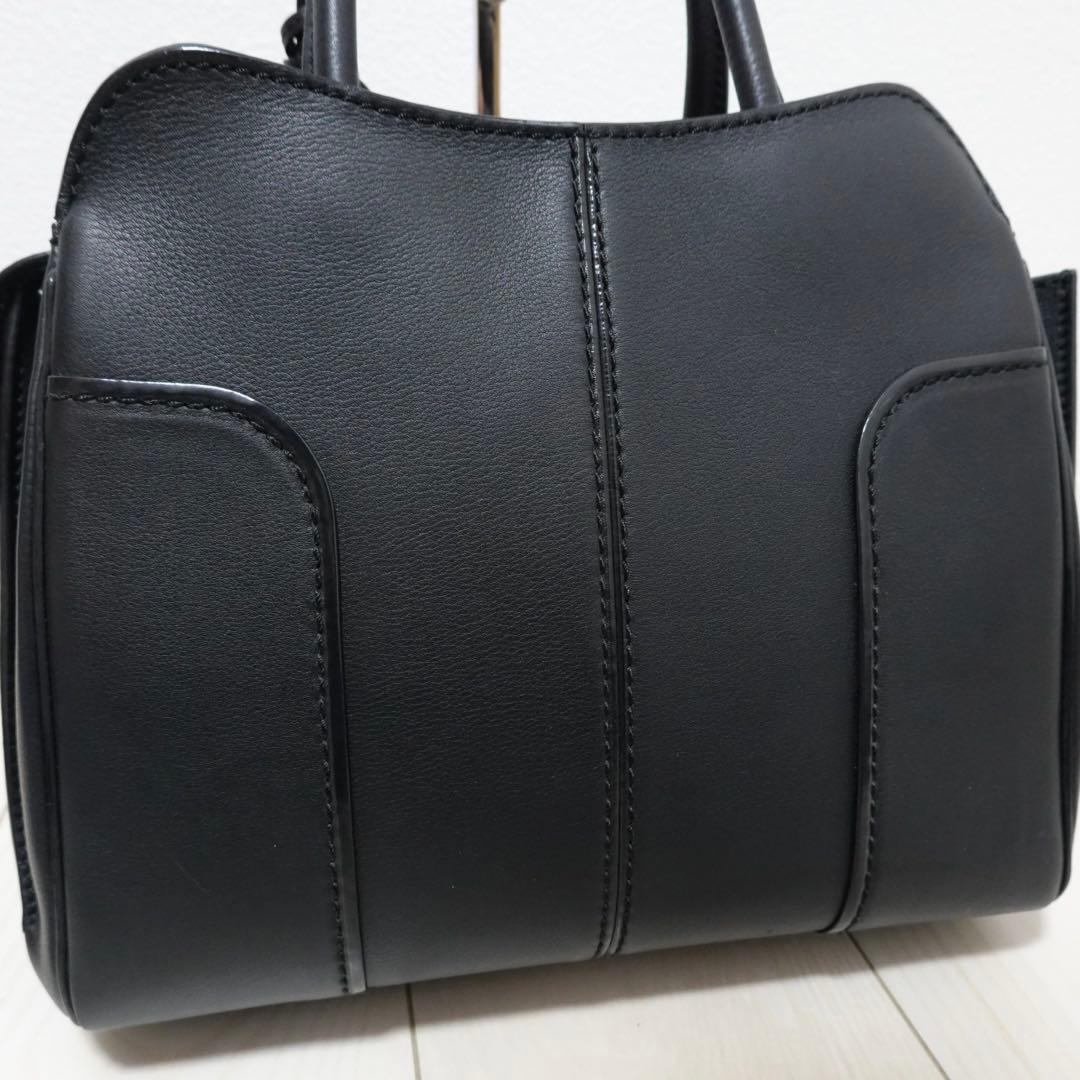 トッズ　セラ　トートバッグ　ショルダーバッグ　大容量　ハンドバッグ　黒　2way