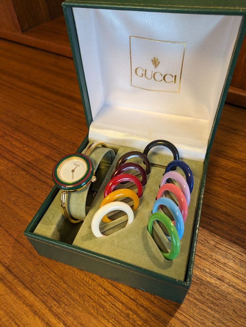 【稼働品】GUCCI チェンジベゼル 12色カラーベゼル付〈新品電池〉