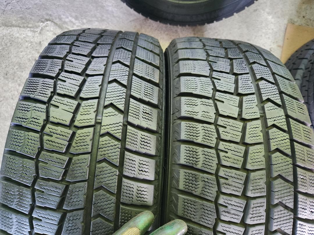 送料込☆2023年製ダンロップ タイヤ205/55R16日本製☆4本