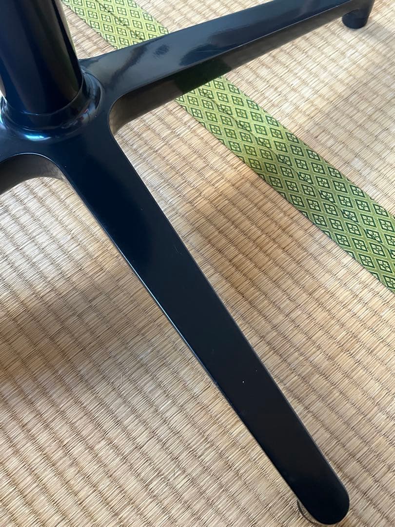 ビストロ テーブル ラウンド Vitra ヴィトラ