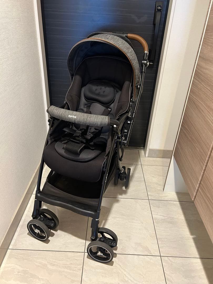 【美品】Aprica アップリカ　ベビーカー　ラクーナビッテクッション