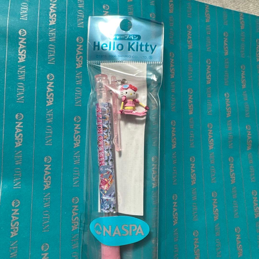 ご当地キティ　希少　ハローキティボールペンシャーペンセットNASPA 平成キティ
