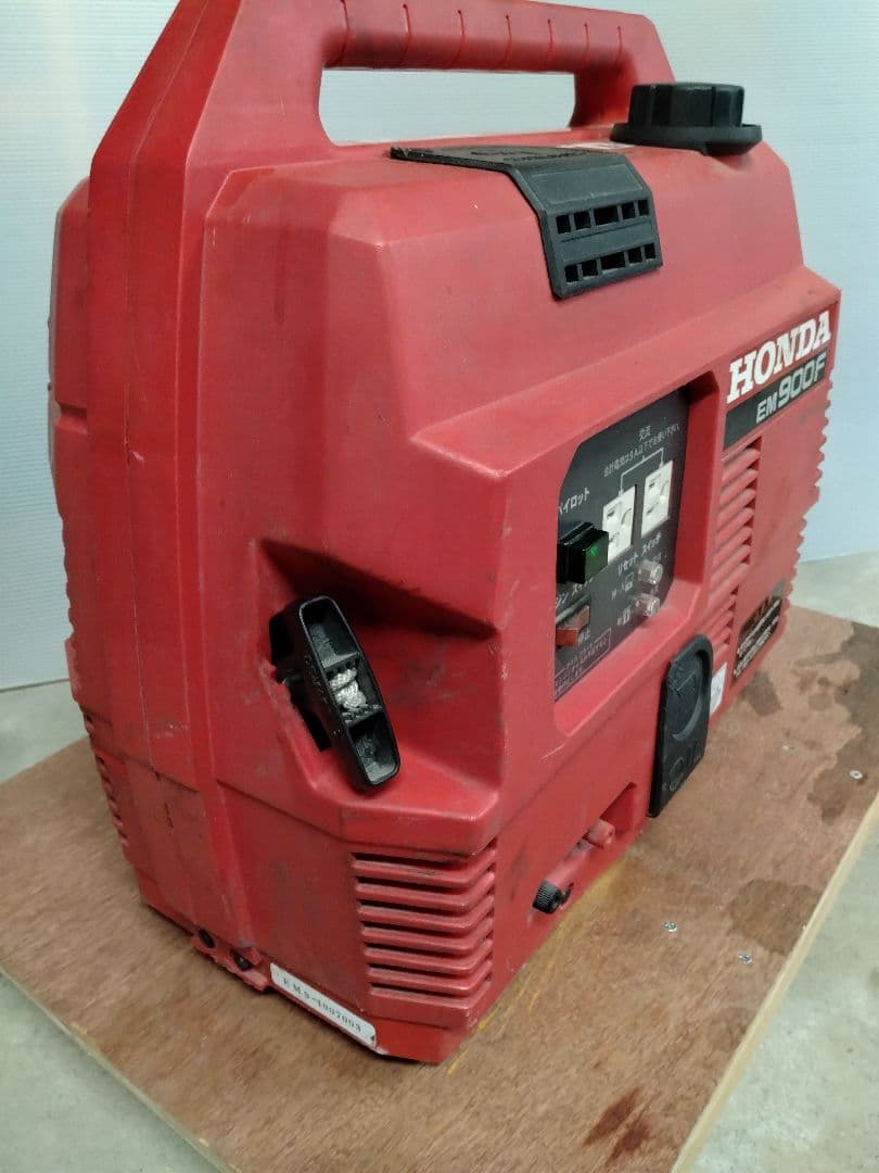 ★ホンダポ−タブル発電機EM900F