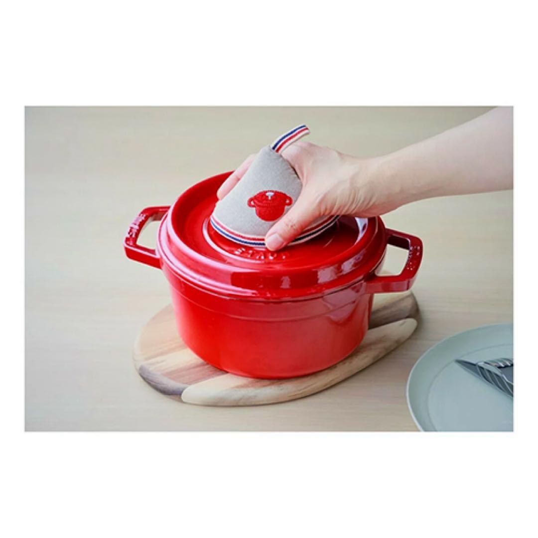 ストウブ シャロー ココット 26cm チェリー ★ STAUB ミトンつき