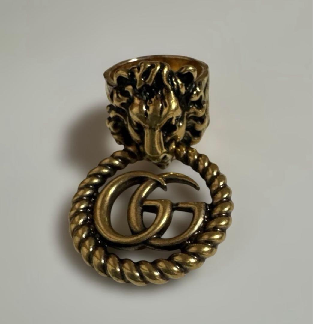 GUCCIライオンロゴ付きリング