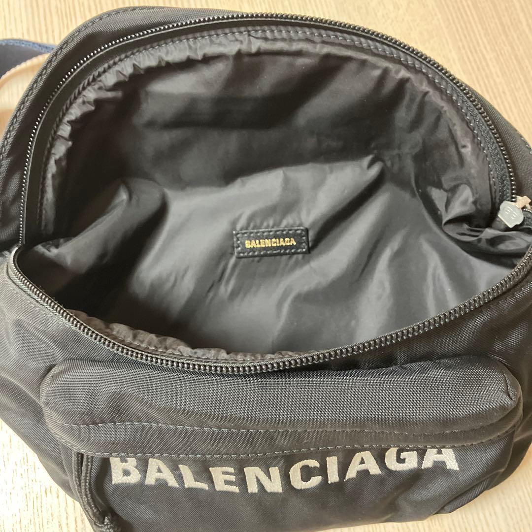 極美品⭐︎BALENCIAGA ボディバッグ ウエストポーチ ショルダーバッグ
