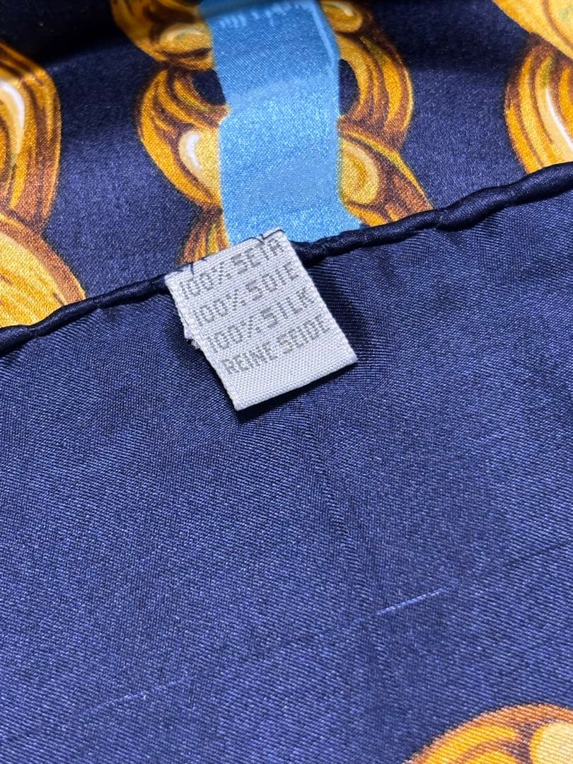 シャネル　CHANEL スカーフ　ココマーク　チェーン