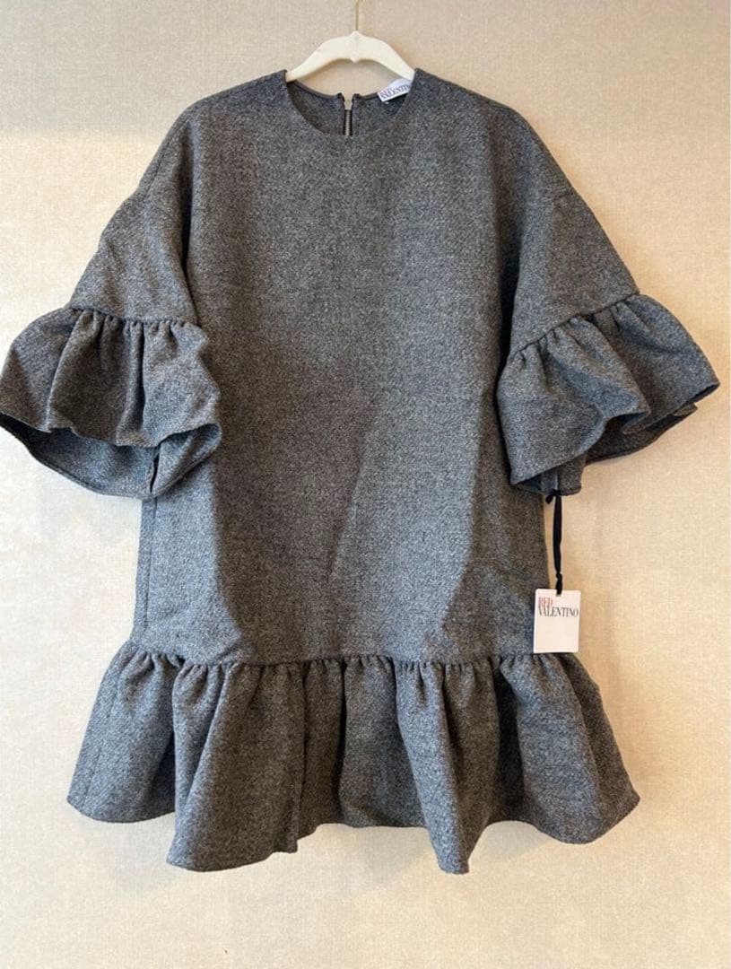 新品タグ付きRED VALENTINO グレー フリルワンピース42