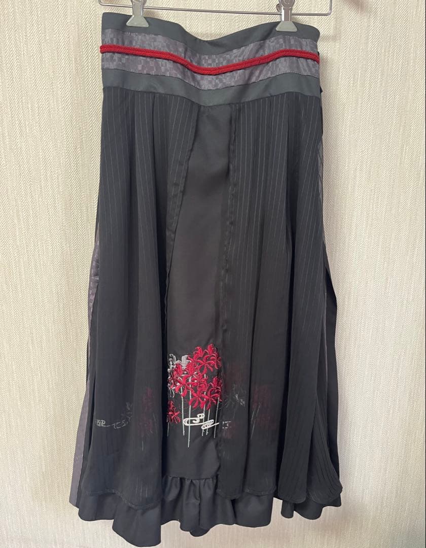 Amavel おぼろ月夜の彼岸花 和風スカート、ブラウス