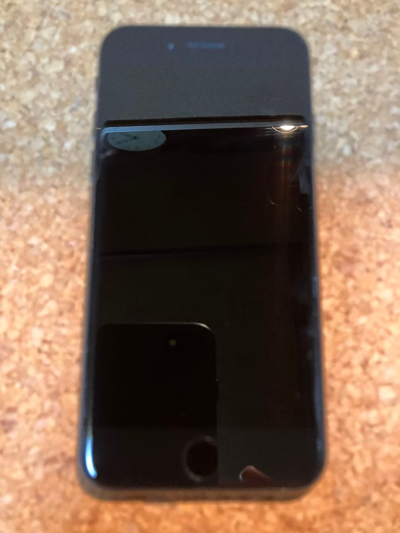 iPhone SE 第２世代 SE2 64GB ブラック