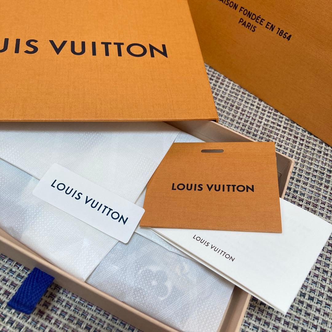LOUIS VUITTON ★バンドーモノグラム コンフィデンシャル　スカーフ