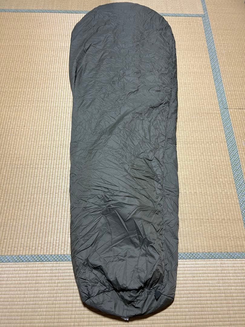 【美品】CARINTHIA ディフェンス4 サイズM カリンシア