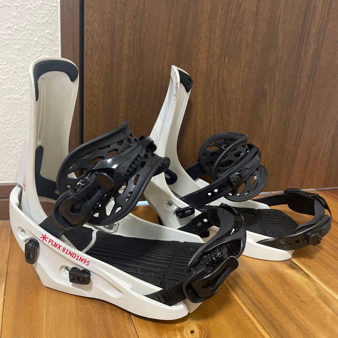 FLUX XF BINDINGS ホワイト/ブラックXSサイズ