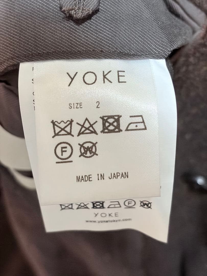 ジャケット・アウター YOKE OVERSIZED DOUBLE BREASTED HALF COAT