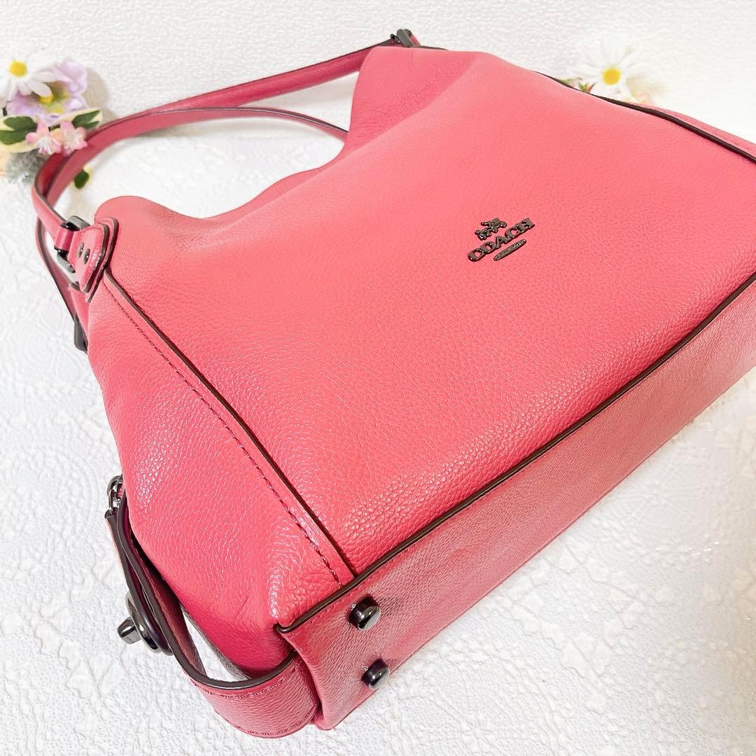 【極美品】COACH コーチ トートバッグ 肩掛け ピンク系 大容量 チャーム付