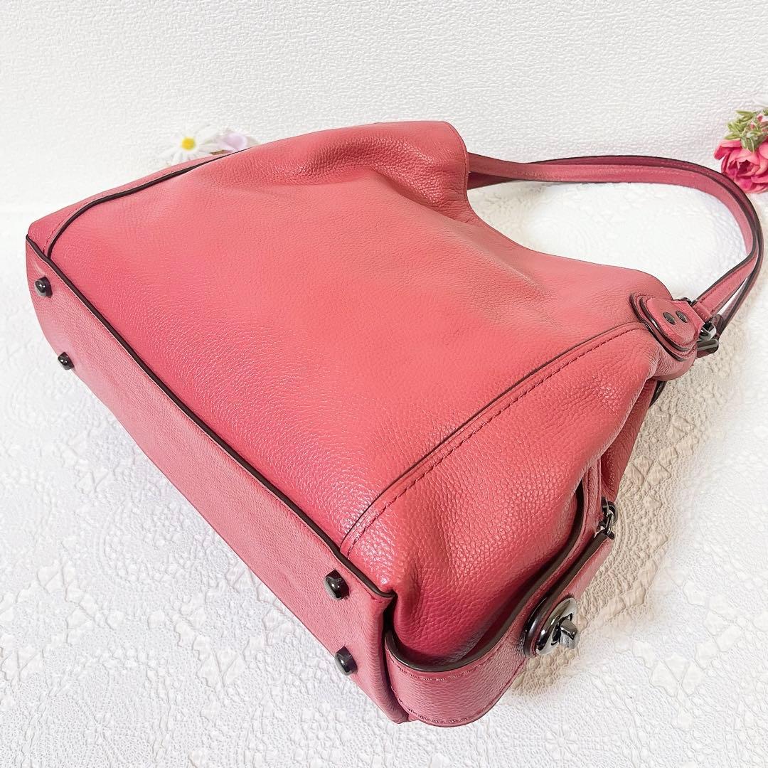 【極美品】COACH コーチ トートバッグ 肩掛け ピンク系 大容量 チャーム付