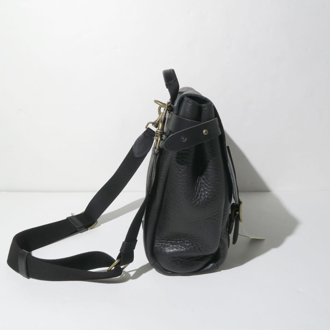 定価55,000円 BANANA REPUBLIC レザーメッセンジャーバッグ