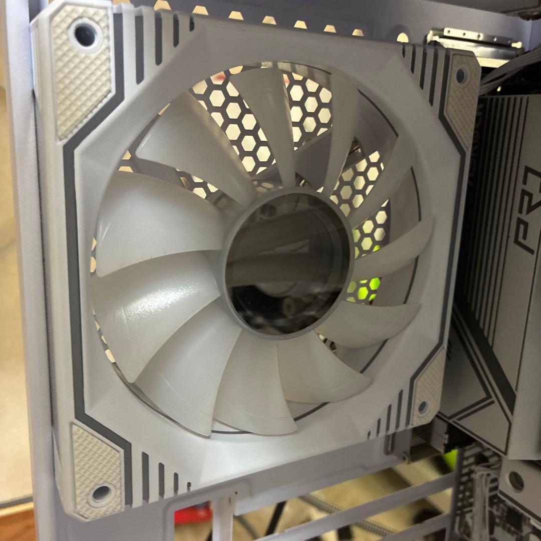 PCケース.ファン.CPUファン（Snoopi）マザボ等は関係ありません