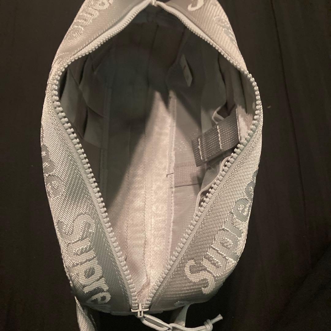 Supreme グレー メッシュポーチ　グリーン