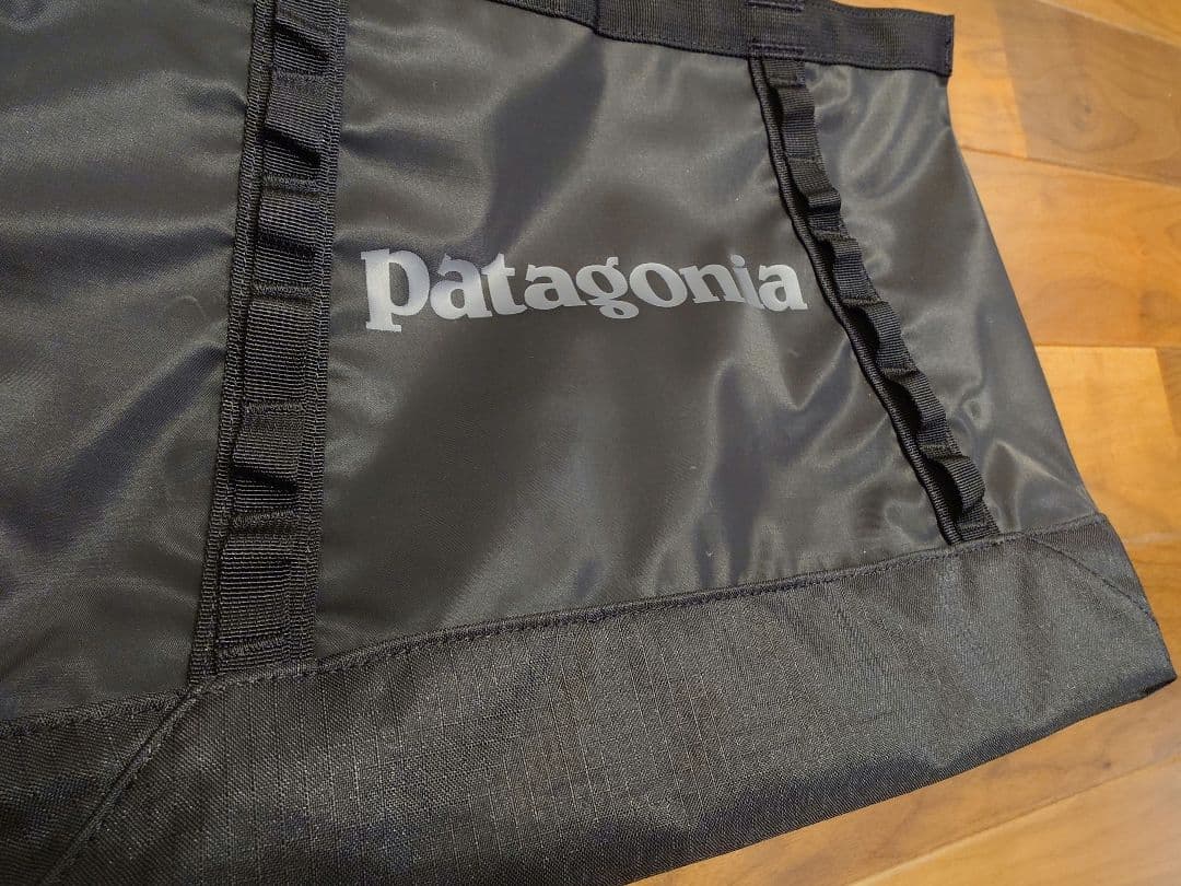 patagonia ブラックホール　トート 25L