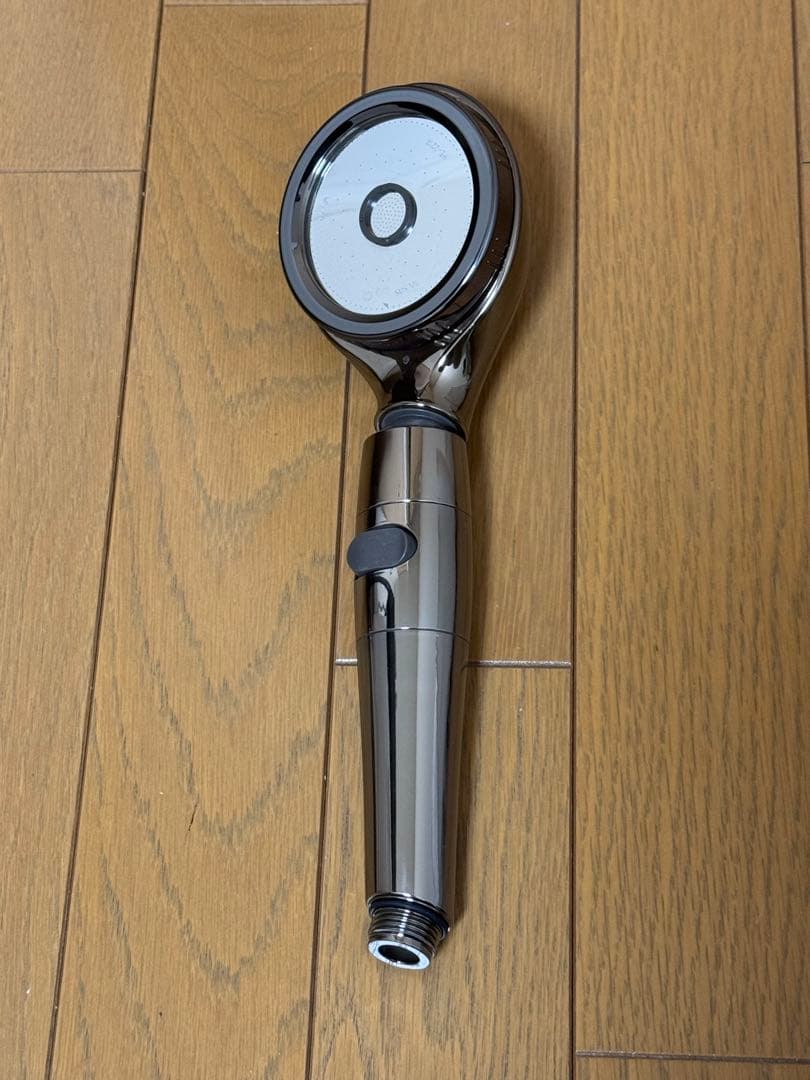 きらり〈超美品〉アラミック　新シルキーナノバブルシャワーヘッドスパ
