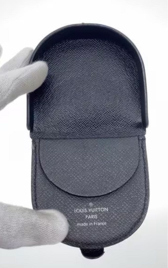 極美品⭐️定価7万⭐️LOUIS VUITTON ポルト モネ・キュヴェット　黒
