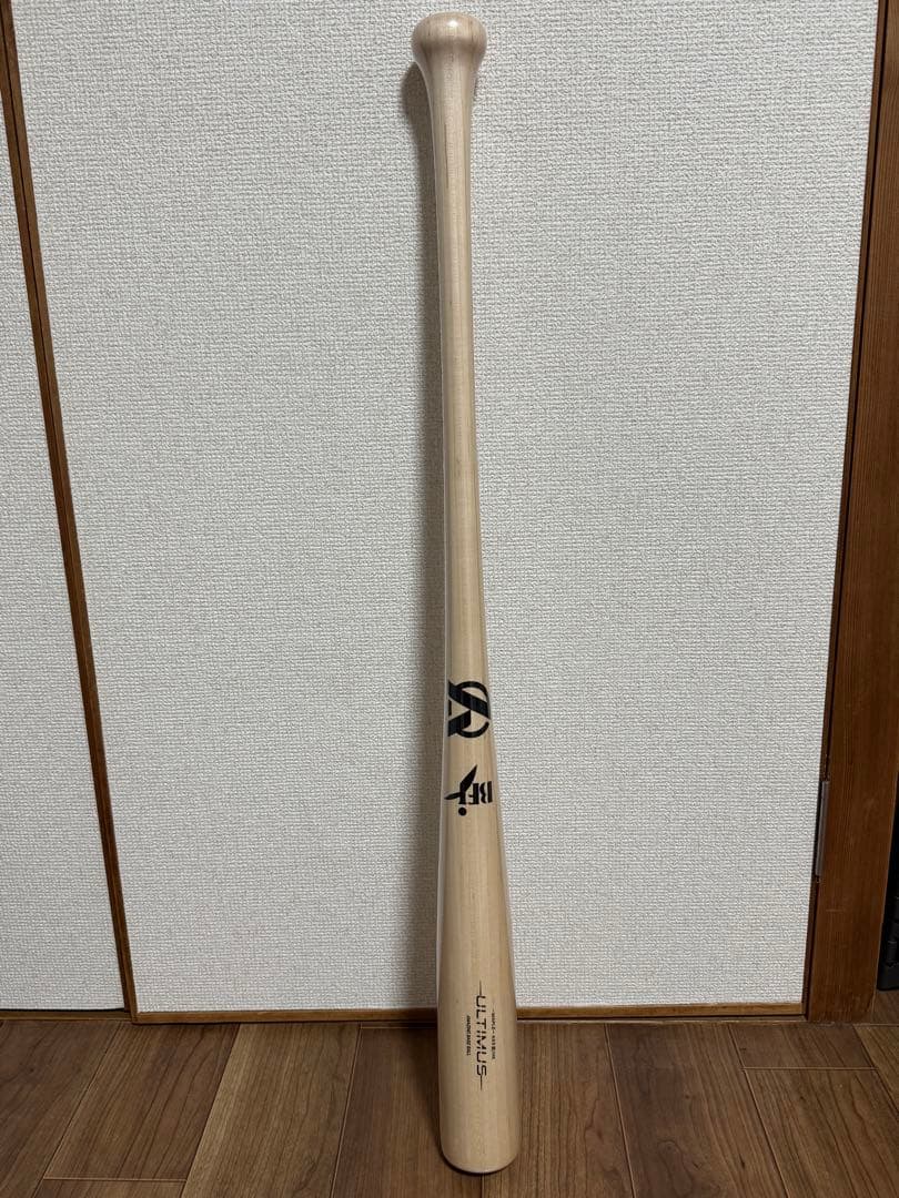 ウルティムス 硬式木製バット