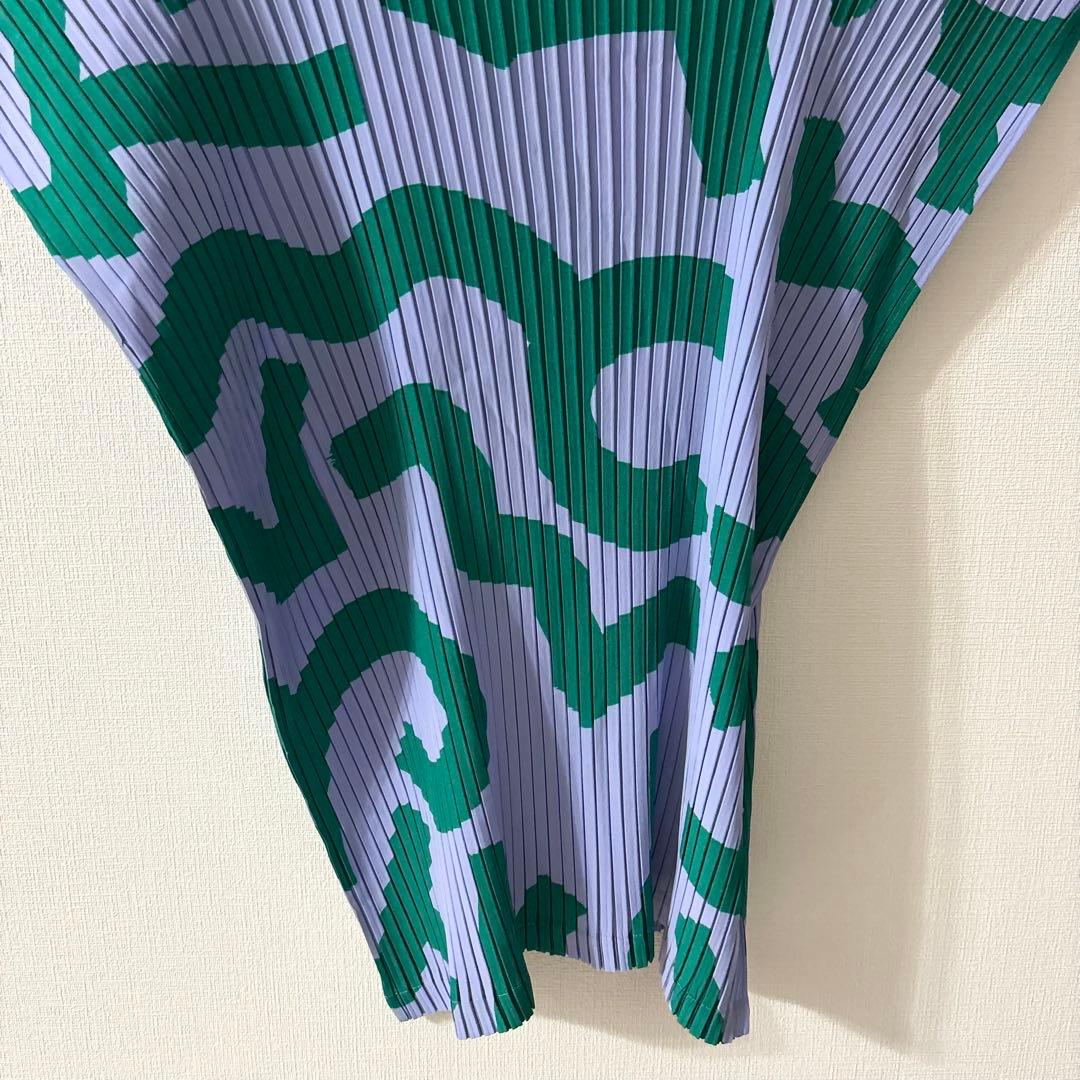新品タグ付 ISSEY MIYAKE イッセイミヤケ 半袖 プリーツ カットソー
