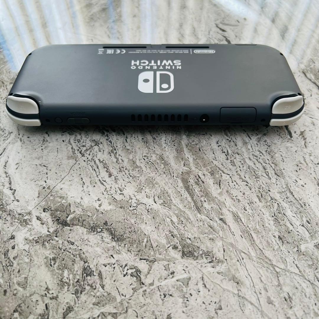 【美品・完動品】Nintendo Switch Lite ブラック 本体