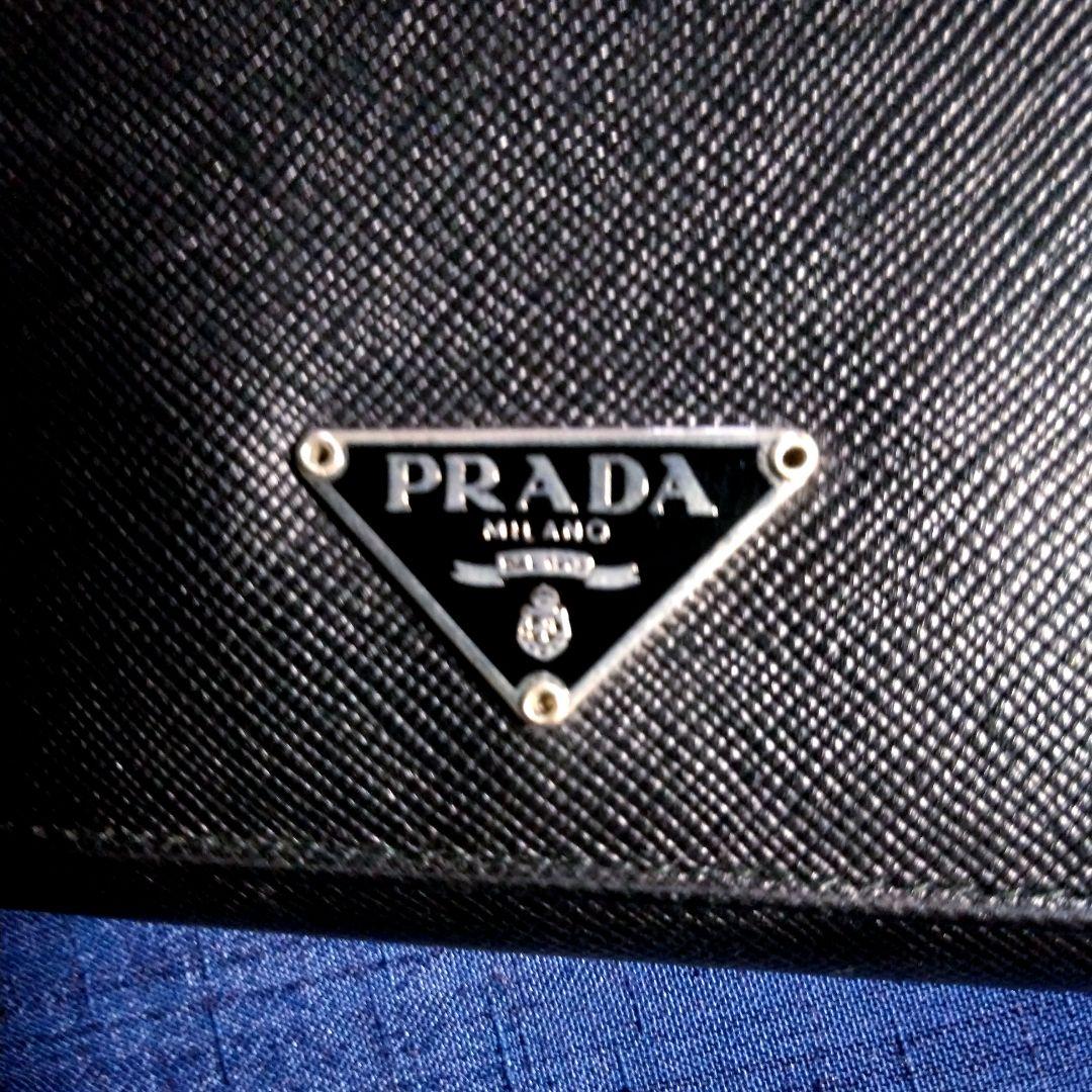 PRADA　プラダ　長財布　サフィアーノ レザー 　二つ折り