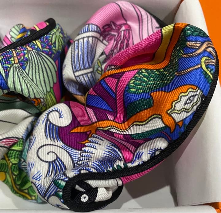 【新品未使用】HERMES シュシュ　クラウディア　アニマポリス