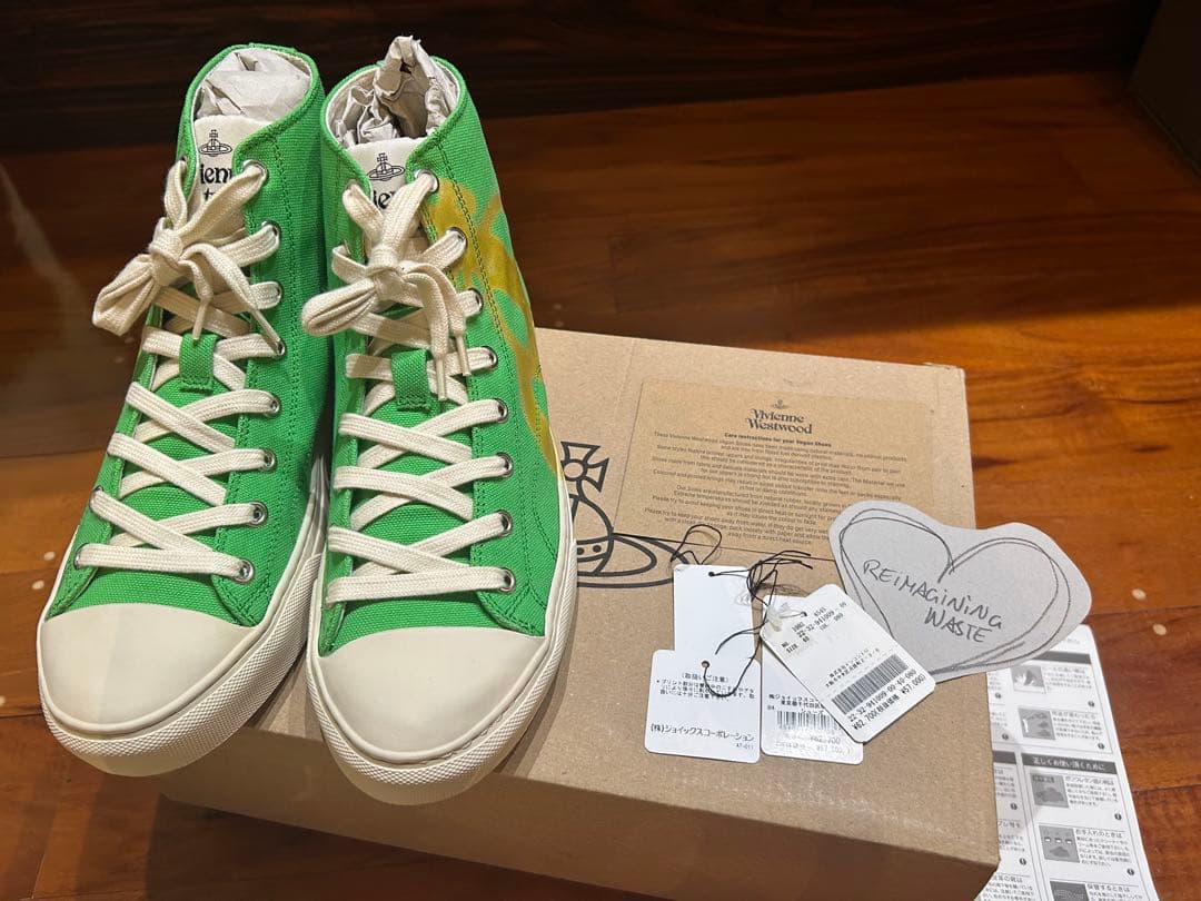新品未使用　Vivienne Westwood ハイカットスニーカー　靴