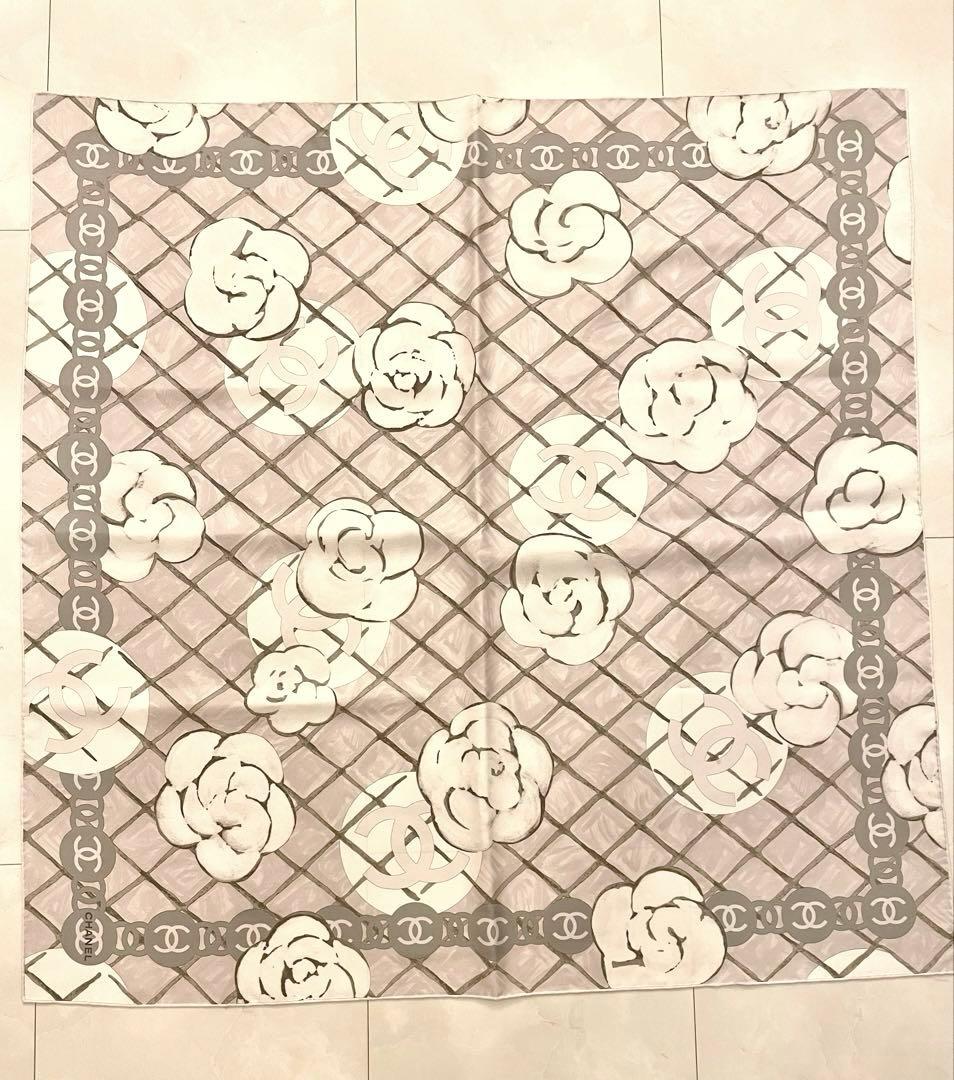 CHANEL カメリア　ピンクスカーフ