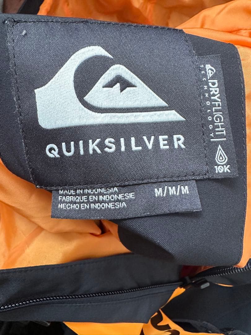 Quiksilver スノーボードウェア