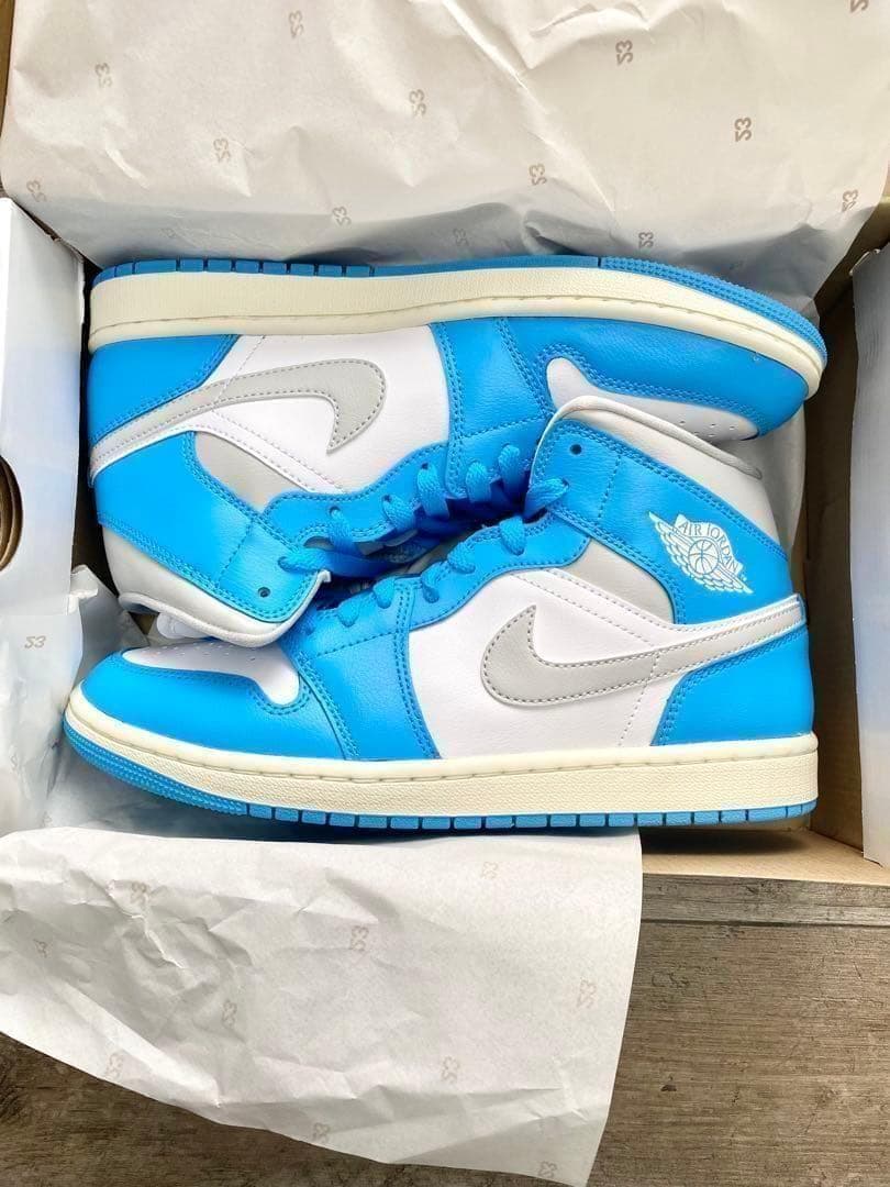 27㎝ AirJordan ナイキ エアジョーダン1 MID BQ6472-40