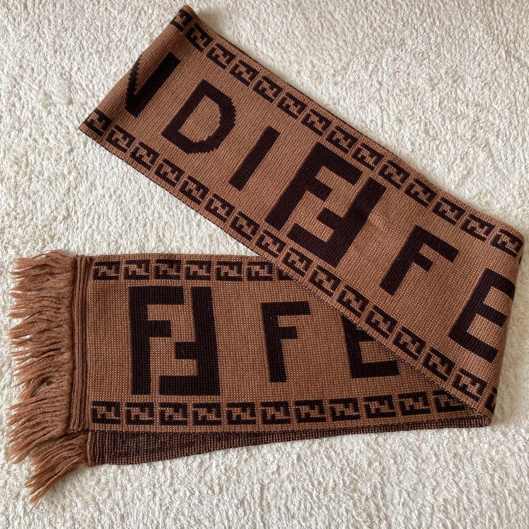 FENDI ウールマフラー