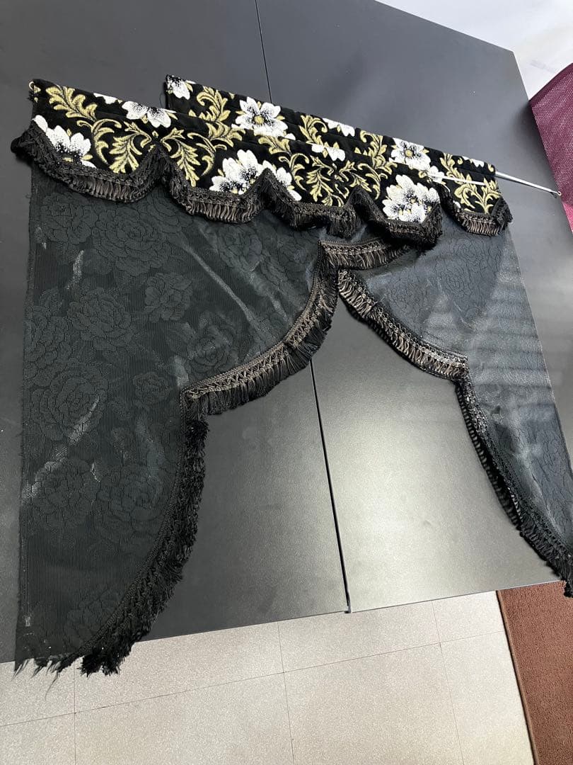 いすゞ　フォワード07 室内アクセサリー　和柄　雅の桜　中古品