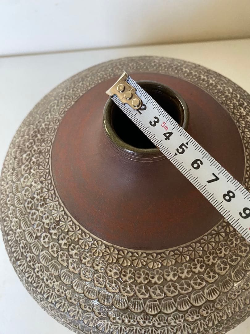 花器　陶器　三島焼　花瓶　印花模様　工芸品