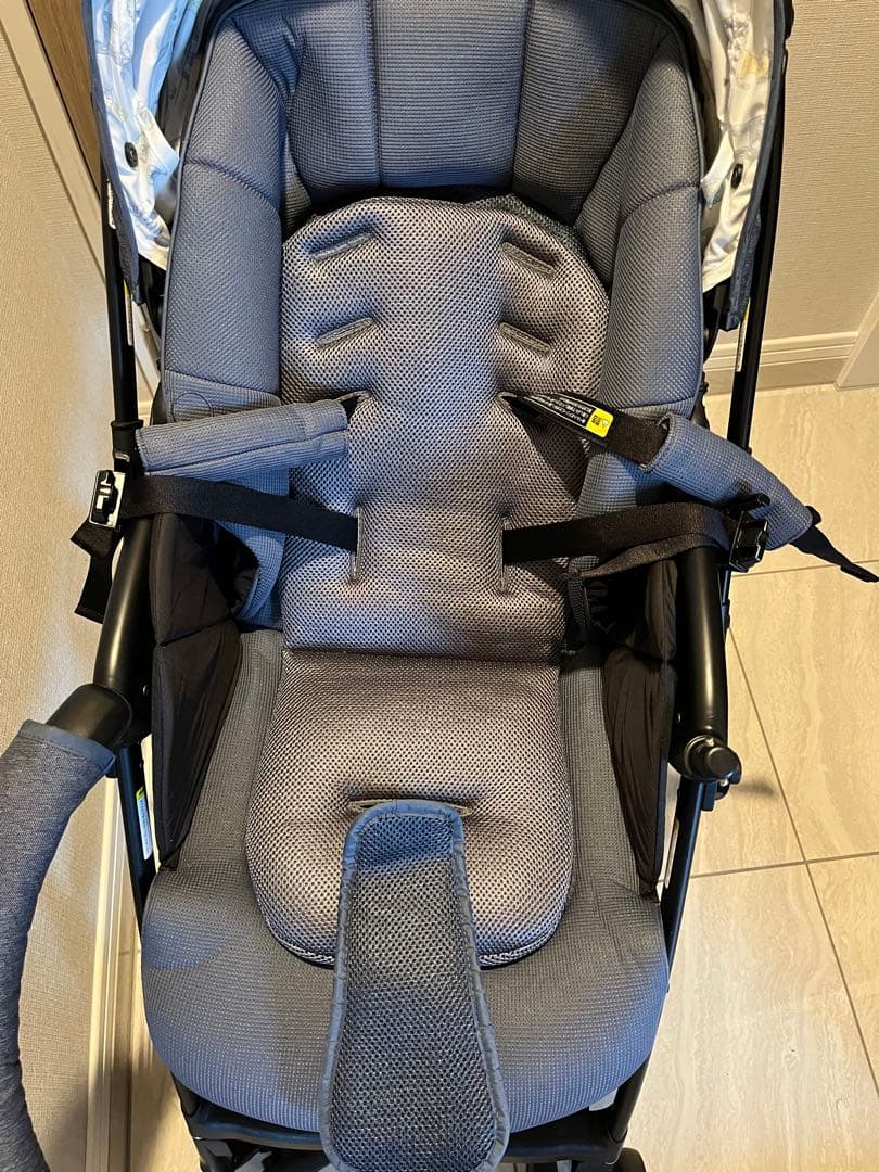 アップリカ ラクーナビッテクッション LUXUNA B CSN 2023年モデル