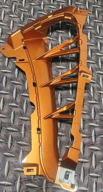 HAYABUSA（EJ11A）アクセントカウル　ゴールド