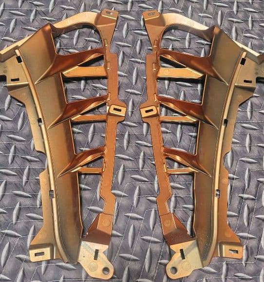 HAYABUSA（EJ11A）アクセントカウル　ゴールド