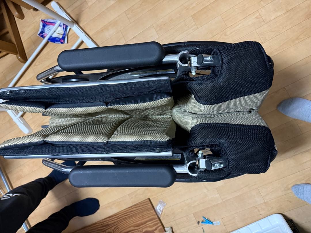 KADOKURA 介助用車椅子 ベージュと黒 チャップス