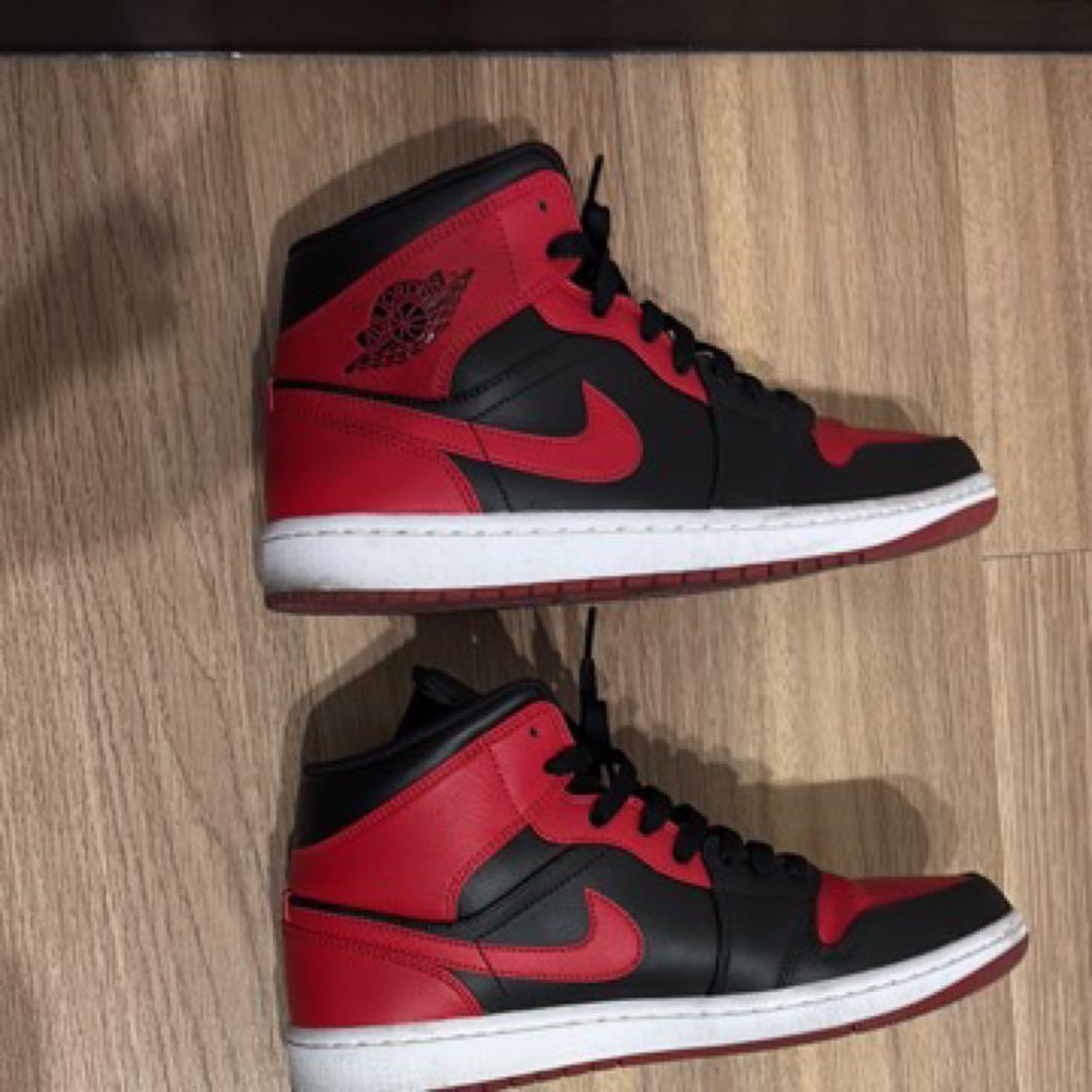 靴 Nike Air Jordan 1 bred