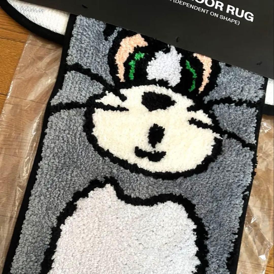 ☆新品☆レア　ラグ　輸入　トムとジェリー　可愛い　インテリア　オシャレ　アニメ