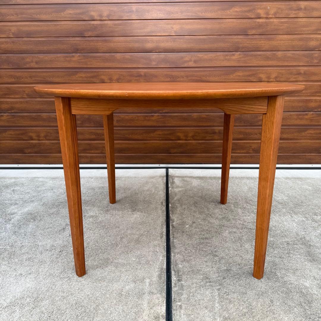 美品 unico TOVE ラウンド ダイニングテーブルφ1100 北欧